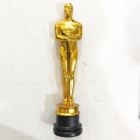 Estatueta Oscar Dourada